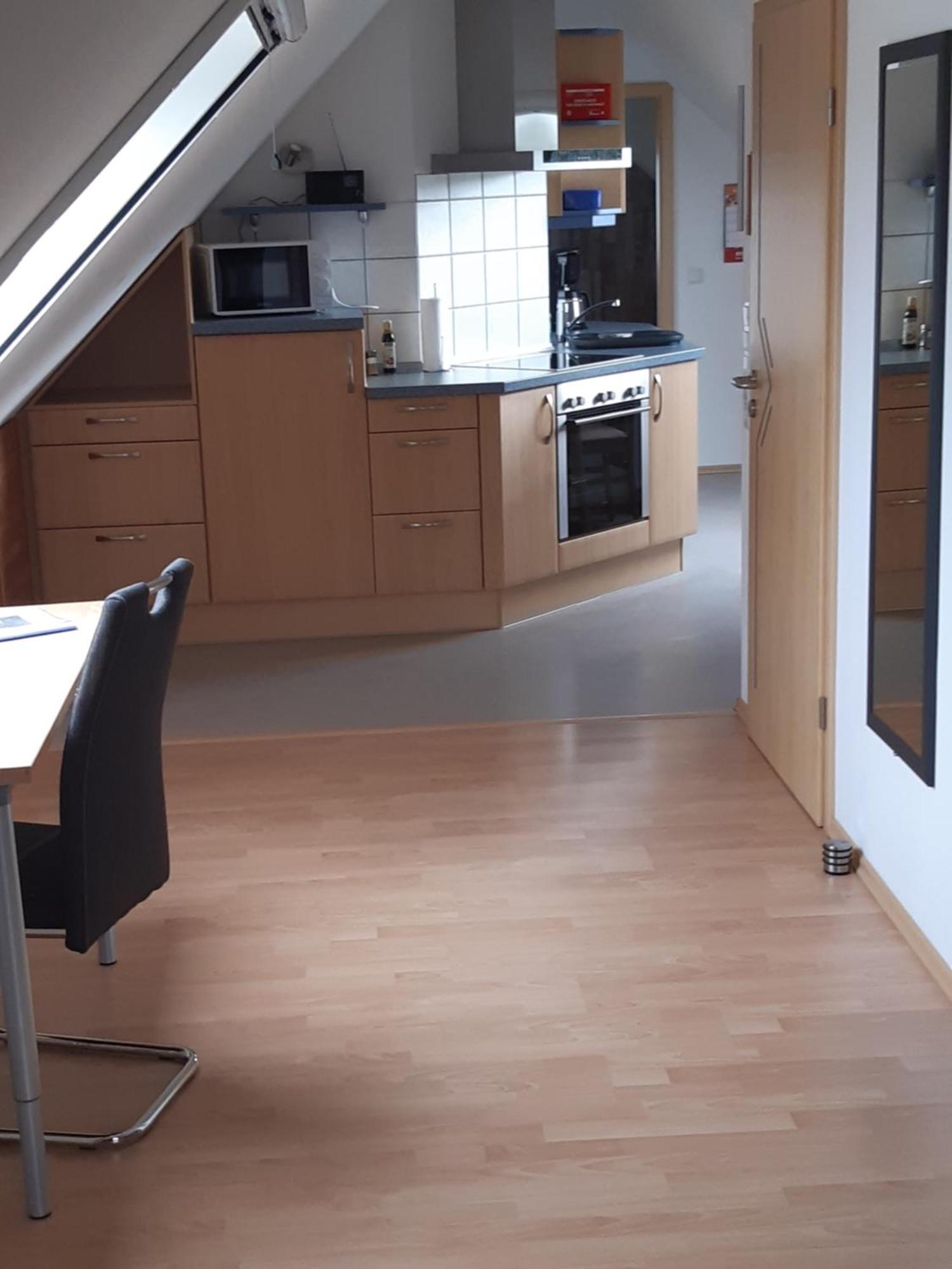 Ferienwohnung Van Den Berg เรส ภายนอก รูปภาพ