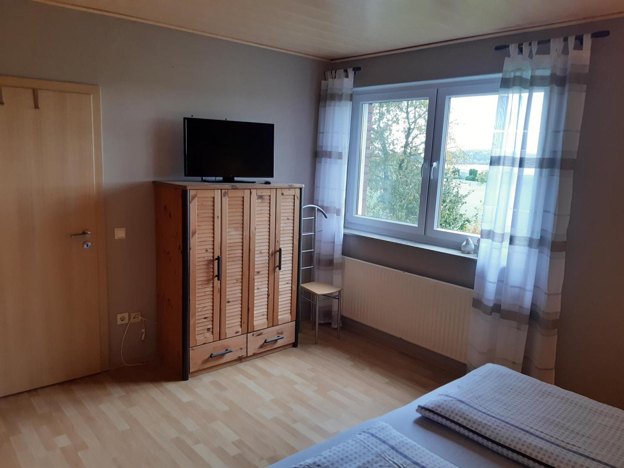 Ferienwohnung Van Den Berg เรส ภายนอก รูปภาพ